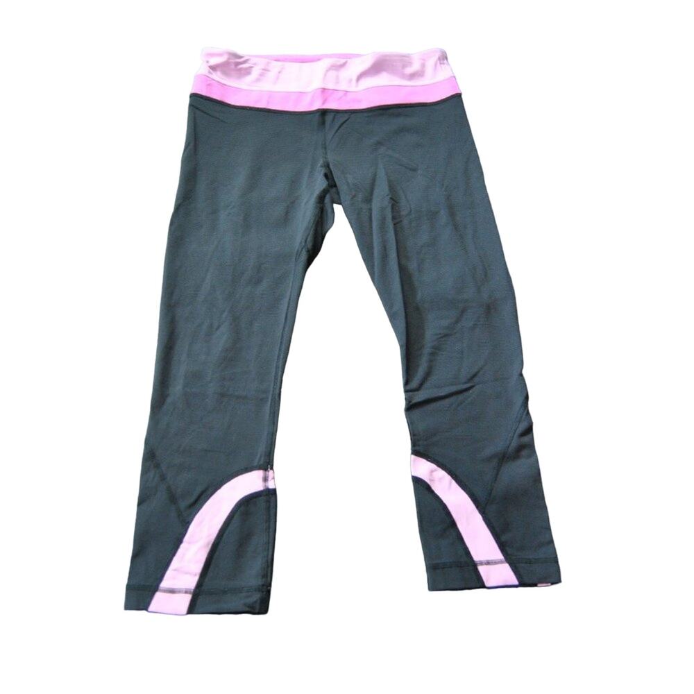 Lululemon Black w/ Pink Waist & Calf Design Capri Leggings Size: 6